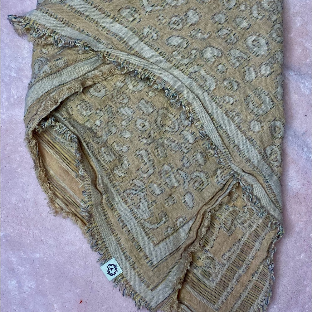 Beige Patterned Fringe Linen